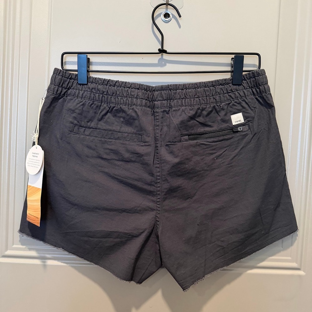 NWT Vuori Vintage Ripstop Shorts Grey Size Small - Picture 2 of 3